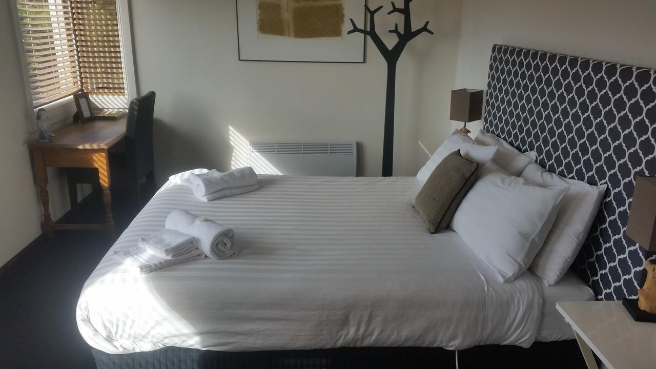 Fish Creek Hotel Ngoại thất bức ảnh